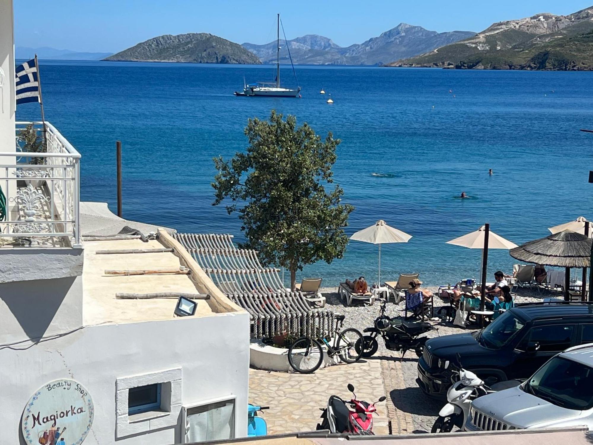White Island Rooms Panteli Exterior foto